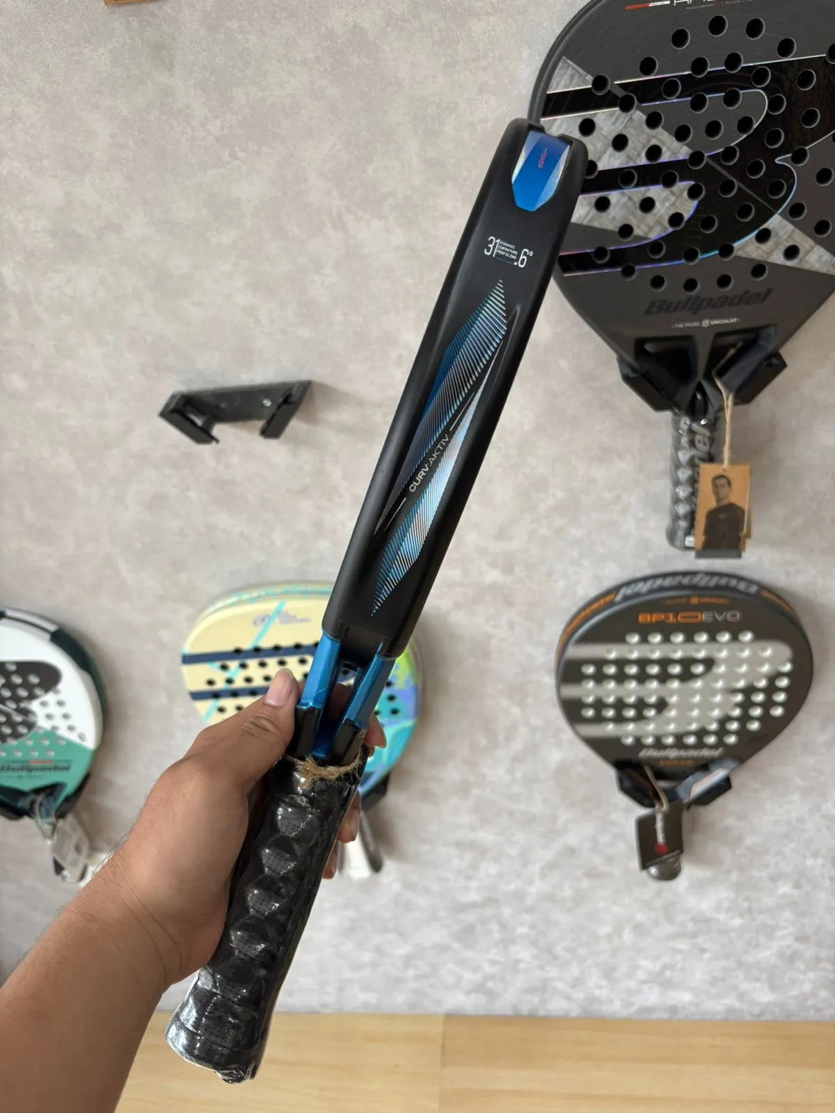 VERTEX 05 HYBRID 2026 — photo 6