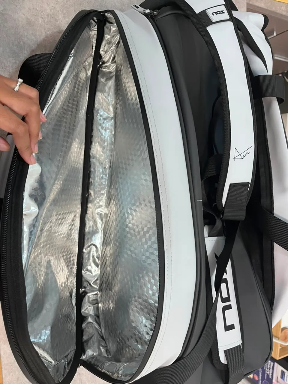AT10 LUXURY MASTER BAG