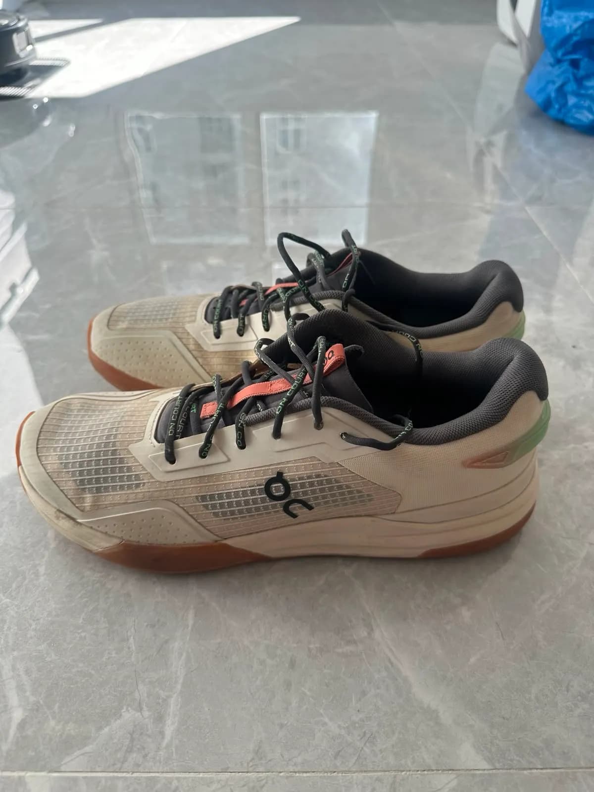 THE ROGER ADV Z5 CREAM — photo 1